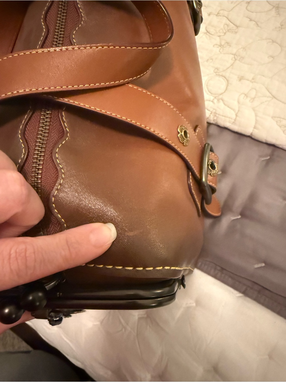 EUC Coach Mailbox Bag 1941 Saddle - Picture 8 of 15
